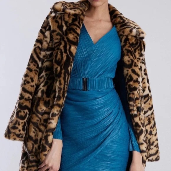 NWT Belted Leopard Faux Fur Full Length Coat! - Picture 6 of 12